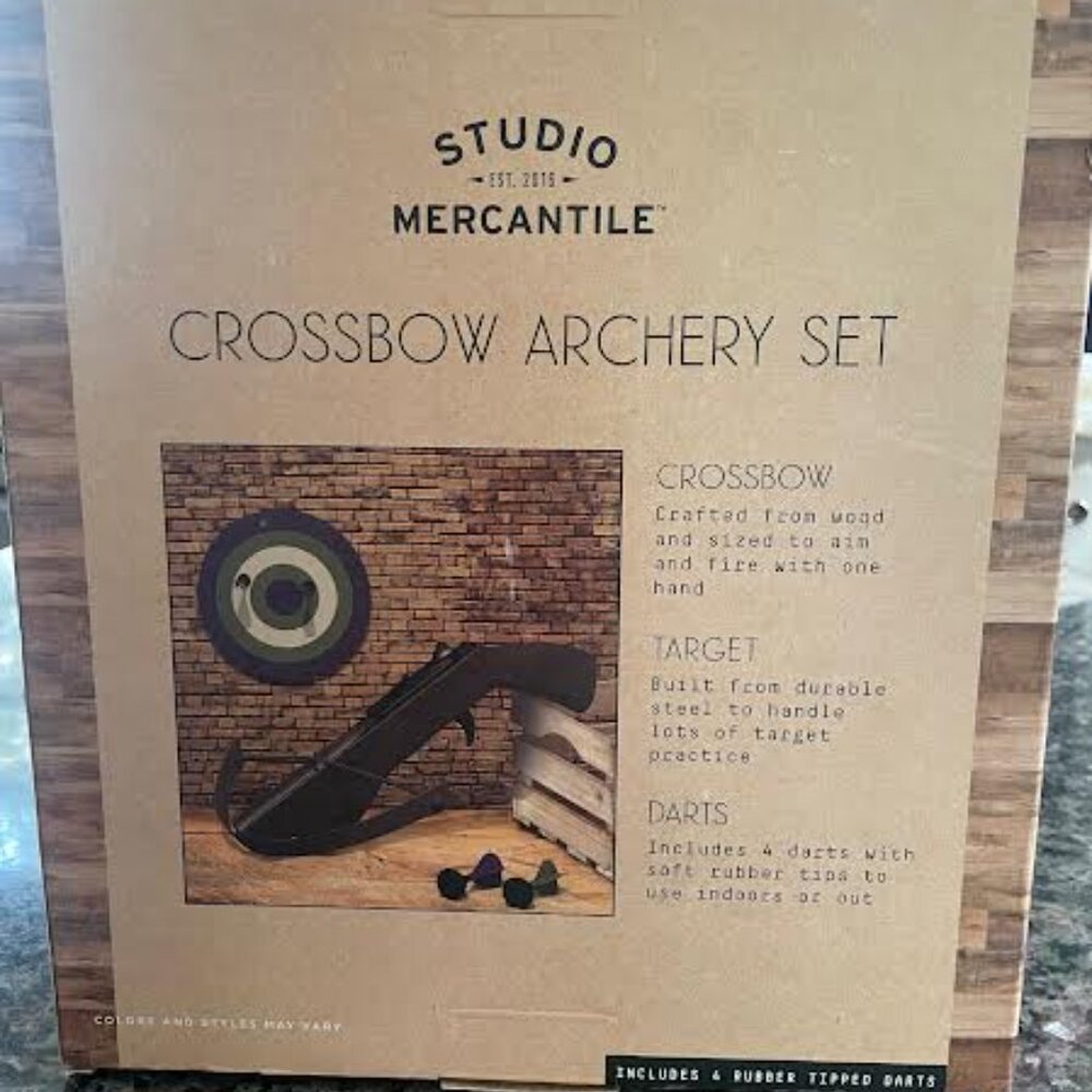 Rubber Dart Crossbow Archery Set, Incl. Crossbow, Target and Darts - Picture 10 of 11